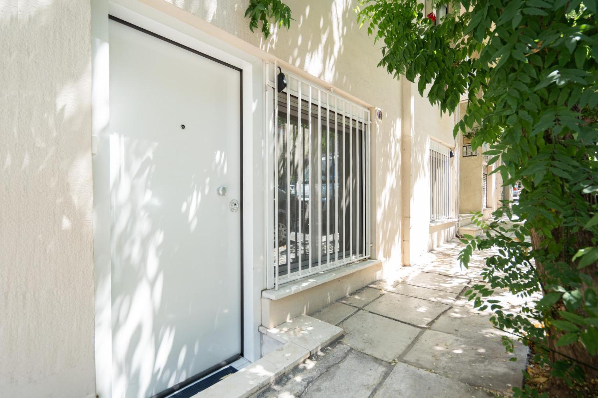 Cute And Convenient Studio In Athens Center Exterior foto